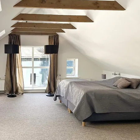 4 Person In Aabenraa-by Traum *